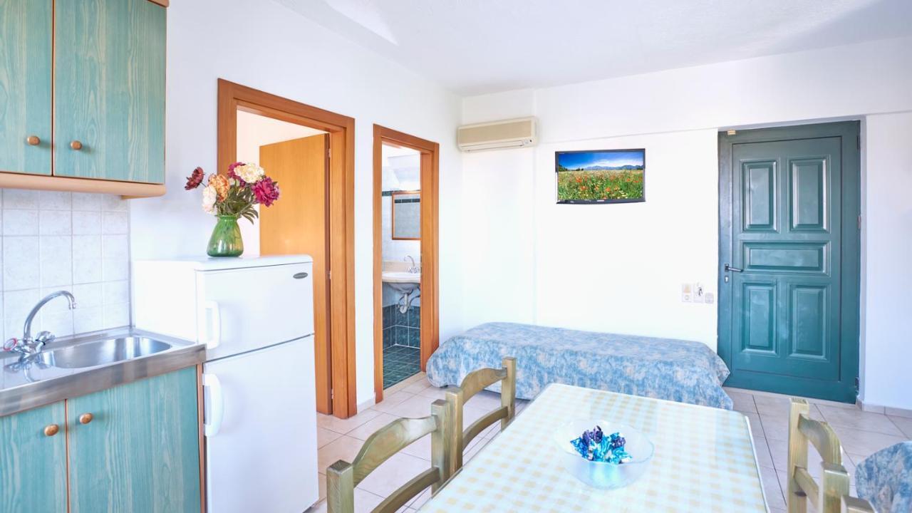 Stalida Dionysos Apartments & Studios מראה חיצוני תמונה