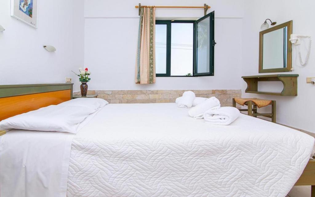 Stalida Dionysos Apartments & Studios מראה חיצוני תמונה